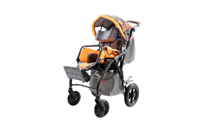 YK8001满足多职能调节需要，，，，，，，，为孩子提供舒服和安全的乘坐履历。。。。。。